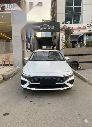 هيونداي إلنترا 2025 أبيض جديدة للبيع