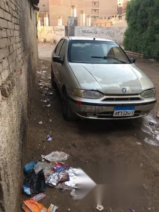 فيات سينا 2000 ذهبي مستعملة للبيع