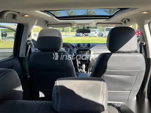 سوزوكى فيتارا 2022 أسود مستعملة للبيع - 2