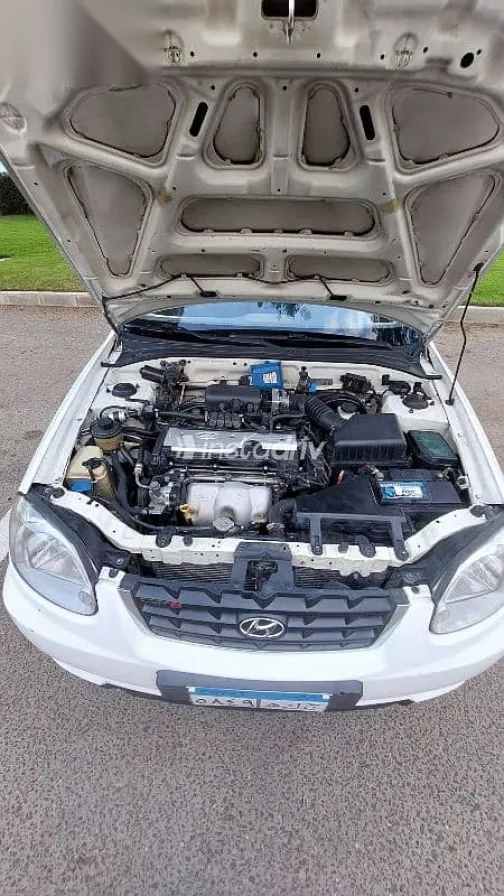 هيونداي فيرنا 2015 أبيض مستعملة للبيع - 7