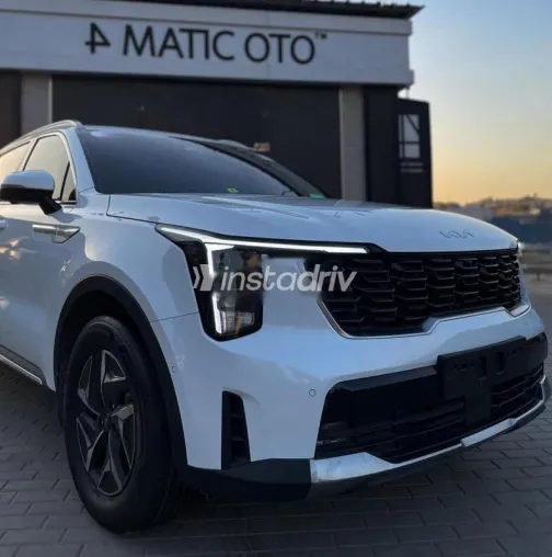 Kia Sorento 2024 White Used for Sale - 3