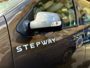 رينو سانديرو  ( ستيب  واى ) 2019 بني مستعملة للبيع