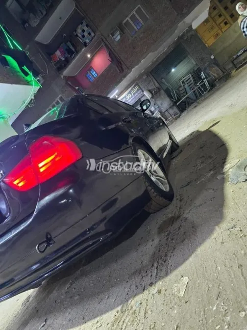 BMW 318 2010 Black Used for Sale - 5