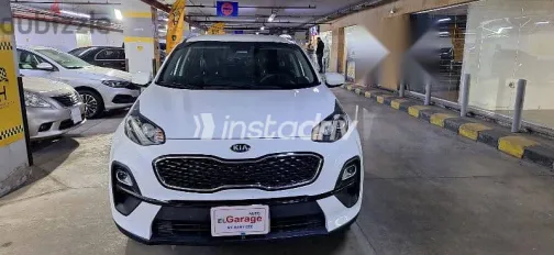 كيا سبورتاج 2022 أبيض مستعملة للبيع - 4