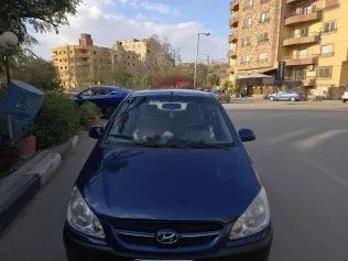 هيونداي جيتز 2008 أزرق غامق مستعملة للبيع