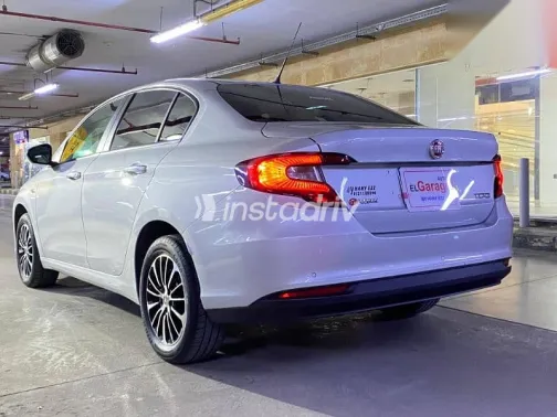 Fiat Tipo 2024 Silver Used for Sale - 5