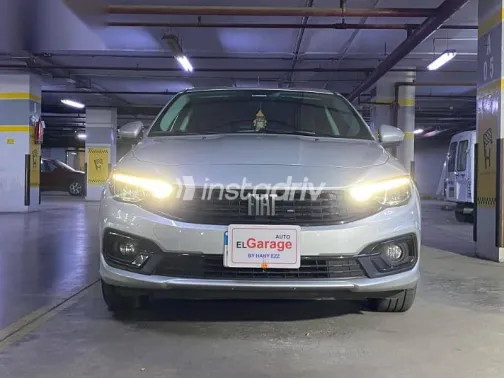 Fiat Tipo 2024 Silver Used for Sale - 7