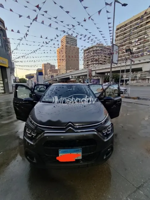 سيتروين C3 2022 أبيض مستعملة للبيع - 1