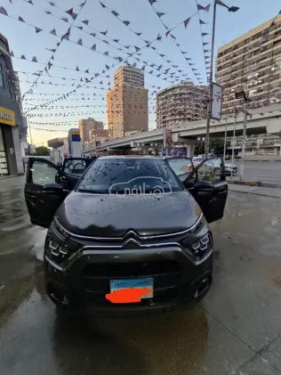 سيتروين C3 2022 أبيض مستعملة للبيع