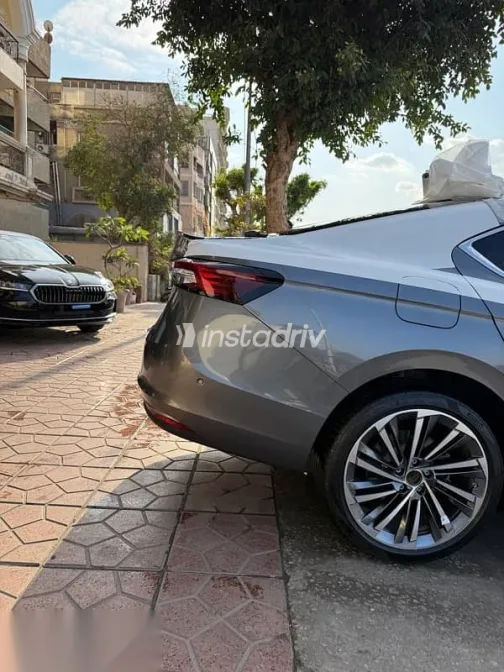 سكودا سوبيرب 2026 رمادي جديدة للبيع - 9