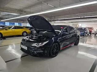 كيا كي 4 2019 أزرق غامق مستعملة للبيع