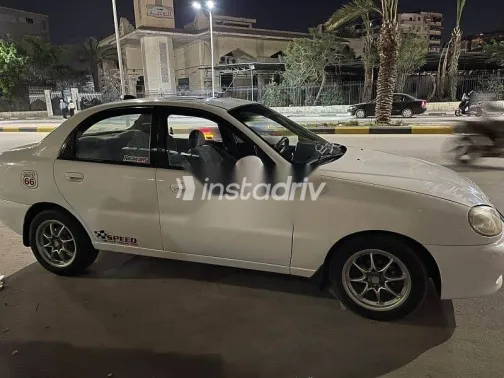 دايو لانوس 1997 أبيض مستعملة للبيع - 5