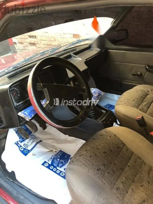 فيات دوجان 1992 أحمر مستعملة للبيع - 6