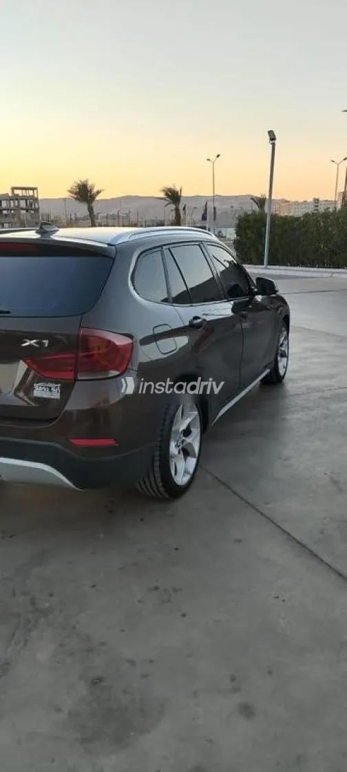 بي ام دبليو X1 2013 برونزي مستعملة للبيع - 3