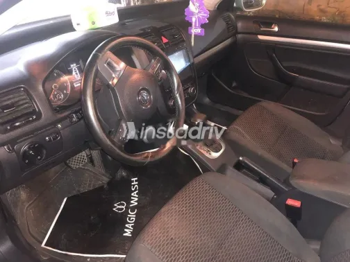 فولكس فاغن جيتا 2011 فضي مستعملة للبيع - 4