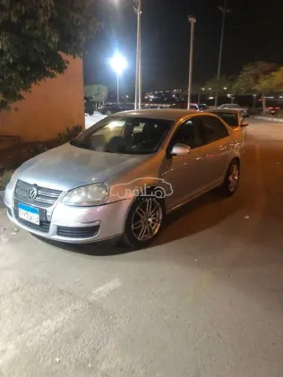 فولكس فاغن جيتا 2011 فضي مستعملة للبيع