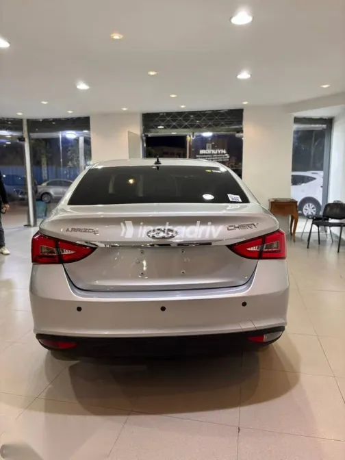 شيرى اريزو 3 2026 فضي جديدة للبيع - 6