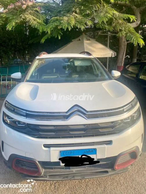 سيتروين C5 اير كروس 2022 أبيض مستعملة للبيع - 2