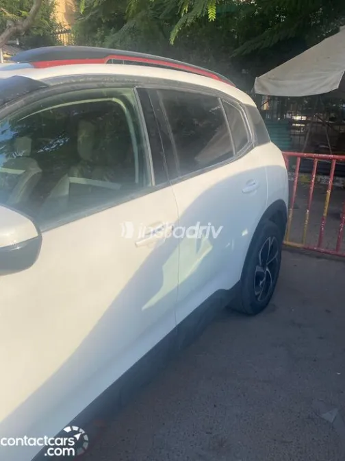 سيتروين C5 اير كروس 2022 أبيض مستعملة للبيع - 9