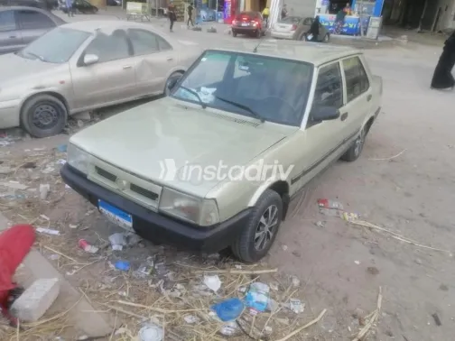 فيات شاهين 2007 ذهبي مستعملة للبيع - 1