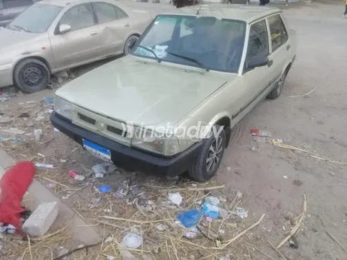 فيات شاهين 2007 ذهبي مستعملة للبيع - 3