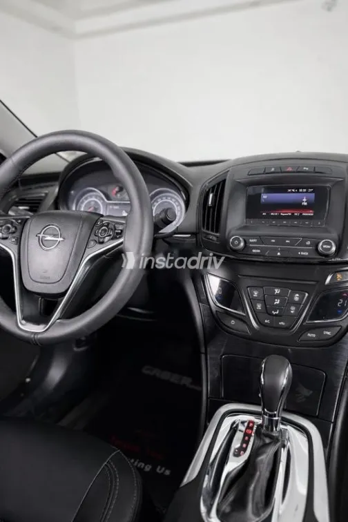 Opel Insignia 2017 Brown Used for Sale - 5