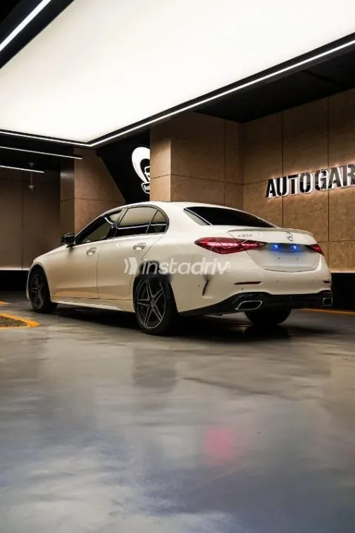 مرسيدس C 200 2022 أبيض مستعملة للبيع - 2