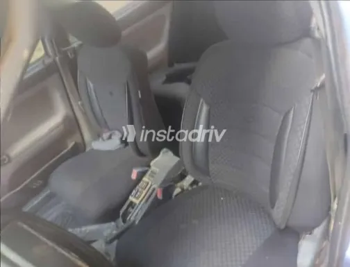 لادا بريورا 2007 أزرق غامق مستعملة للبيع - 6