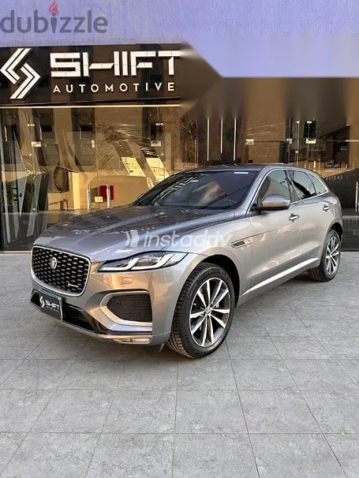 Jaguar F-Pace 2022 Gray Used for Sale - 2