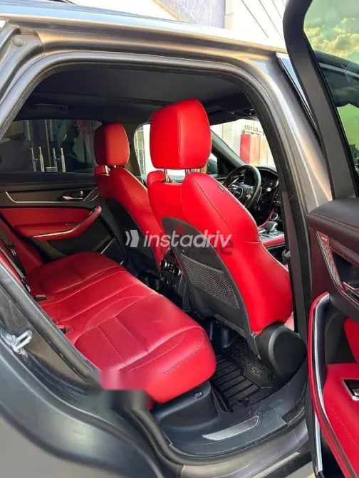 Jaguar F-Pace 2022 Gray Used for Sale - 6