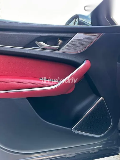 Jaguar F-Pace 2022 Gray Used for Sale - 8