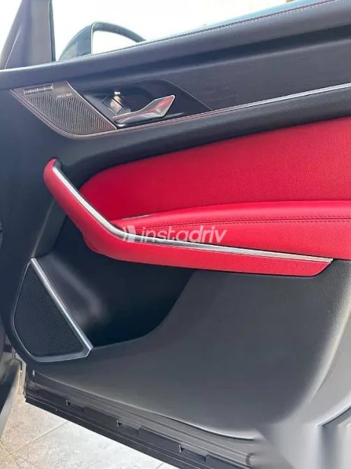 Jaguar F-Pace 2022 Gray Used for Sale - 9