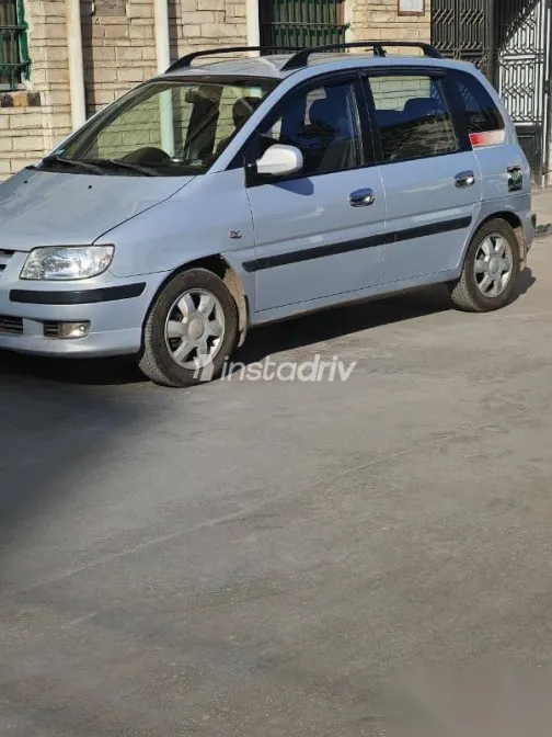 هيونداي ماتريكس 2005 فضي مستعملة للبيع - 3