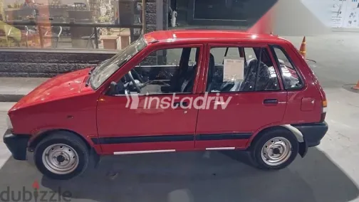 سوزوكى ماروتى 2011 أحمر مستعملة للبيع - 1