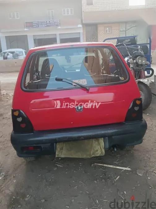 سوزوكى ماروتى 2011 أحمر مستعملة للبيع - 2