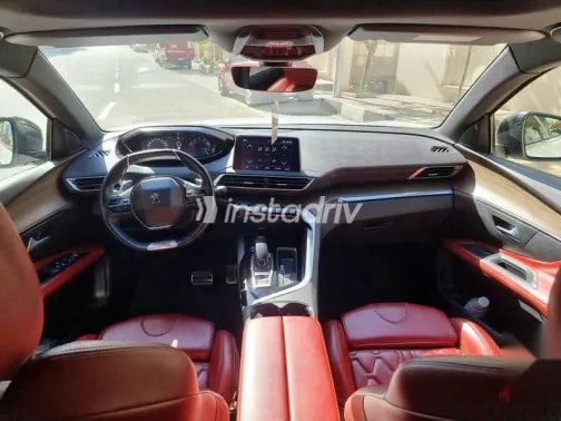 بيجو 3008 2021 أبيض مستعملة للبيع - 2