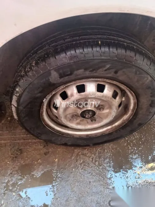 هيونداي اكسيل 1996 أبيض مستعملة للبيع - 8