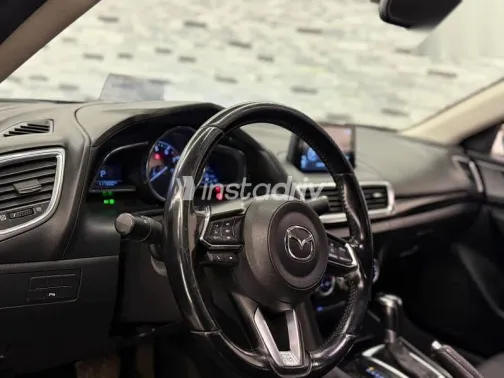 مازدا 3 2019 أسود مستعملة للبيع - 5