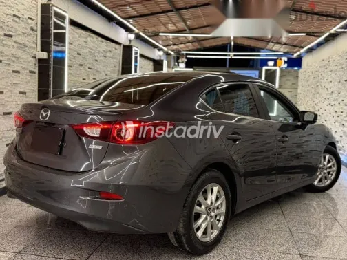 مازدا 3 2019 أسود مستعملة للبيع - 7