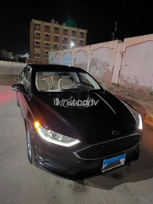 فورد فيوجن 2017 أبيض مستعملة للبيع - 1