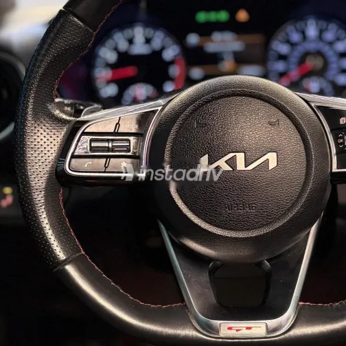 Kia Cerato 2022 Gray Used for Sale - 5