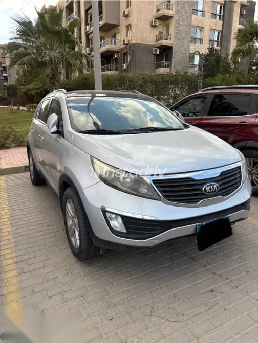 كيا سبورتاج 2013 فضي مستعملة للبيع - 1