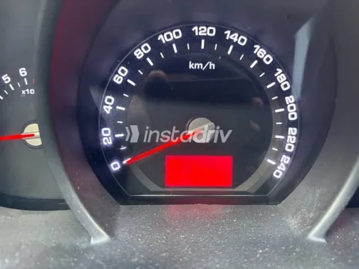 كيا سبورتاج 2013 فضي مستعملة للبيع - 5