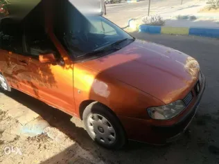 سيات كوردوبا 2001 برتقالي مستعملة للبيع