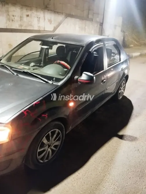 رينو لوجان 2010 أزرق غامق مستعملة للبيع - 5