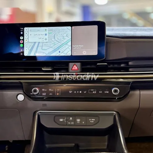 كيا كارنفال 2024 رمادي مستعملة للبيع - 7