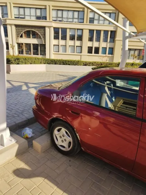 كيا سيفيا 2000 أحمر غامق مستعملة للبيع - 4