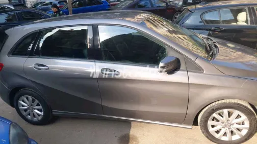 مرسيدس B 180 2015 أبيض مستعملة للبيع - 3