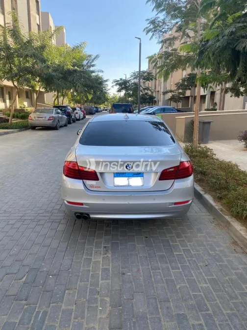 بي ام دبليو 520 2015 أبيض مستعملة للبيع - 3