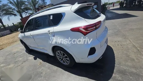 جيتور X70 2022 أبيض مستعملة للبيع - 2